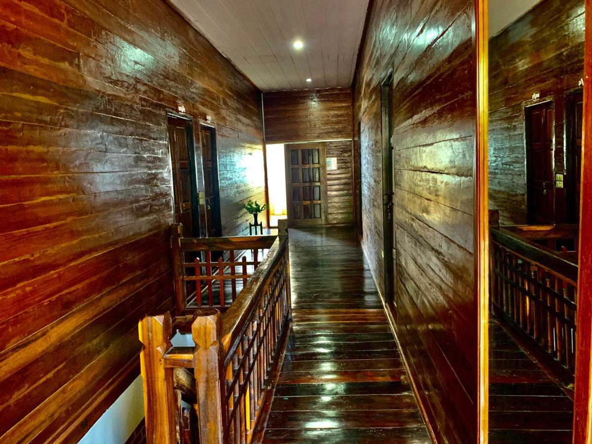 Une Jai Place เรือนอุ่นใจ Phimai Exteriör bild